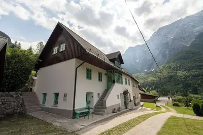 Image de Charming apartment in mountain area with airco sleep 4