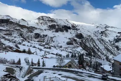 Image de Appartement 3 pièces, 6 personnes, WiFi, parking, près des pistes