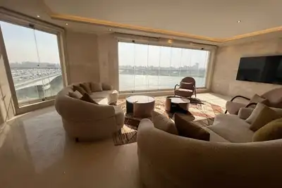 Image de Eg-Cn-62 Three Br Nial View