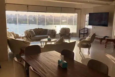 Image de Ega-Cn-151 Three Br Nial View