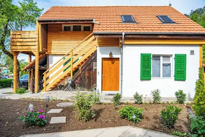 Image de Gemütliche Wohnung mit Terasse und Feuerstelle