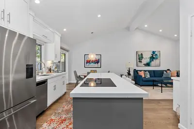 Image de Modern Condo: Golf Course Views, Bbq, Fire Pit