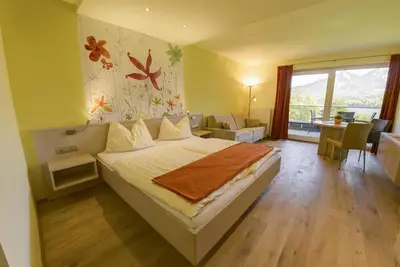 Image de Junior Suite mit Seeblick Typ A1 - Seepark Drobollach
