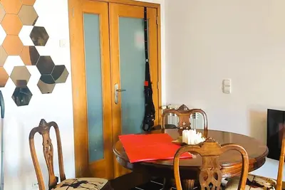 Image de Charming 3-bedroom apartment in delightful Miramar, with shared pool