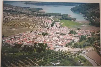 Image de Contemporary Comforts in a 125-Year-Old Heritage House Surrounded by Nature