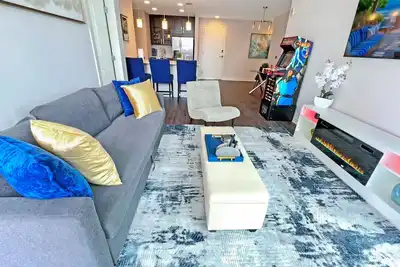 Image de Luxury 3br Buckhead Penthouse/Pool/Balcony/Walk to Lenox, Phipps Plaza & Marta