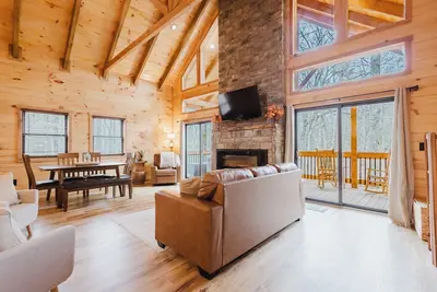 Image de The Lazy Maple in Rrg - Hot tub/Fire pit/Arcade