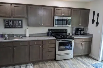 Image de Cozy 2-bedroom corporate apartment minutes from Lake Cumberland Kentucky.