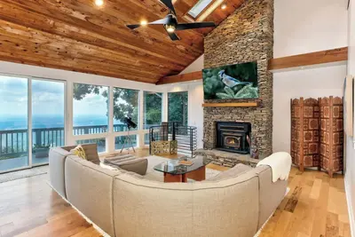 Image de Mountain Top Escape - Stunning mountain views!