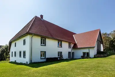 Image de Appartement 'Ferienwohnung Auf Dem Wald 6 Pers' avec vue sur la montagne, terrasse privée et Wi-Fi