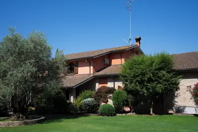 Villa with large garden