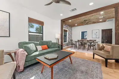 Image de Starry Night Cottage 1