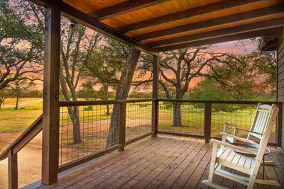 Image de Starry Night Cottage 2