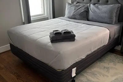 Image de Enjoy your own sophisticated, newly renovated private space