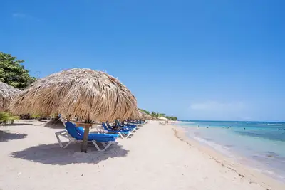 Image de Charming 2- 2 apartment with Ac, Wi-Fi, Tv, pool, in gorgeous Puerto Plata.