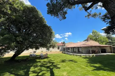 Image de Gîte de Charme et de Caractère au calme avec jardin et à 10 mins de la mer