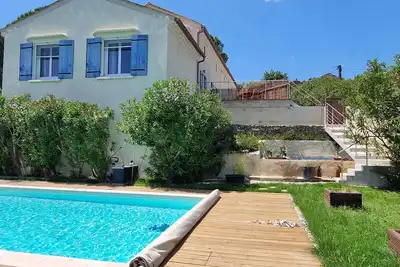 Image de Gîte climatisé avec piscine à 5' de l'Ardèche.