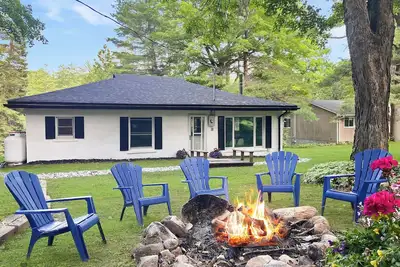 Image de Cozy Lakeside Cottage