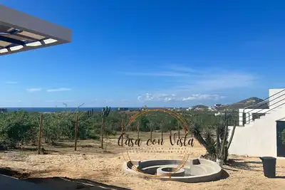 Solar-Powered Oasis in Los Cerritos: 2br, 1ba