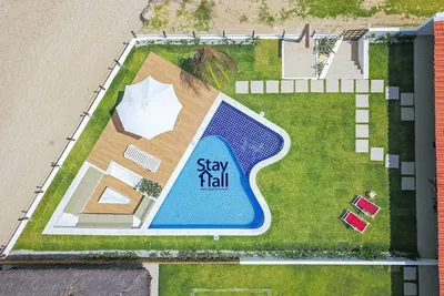 Image de 8 Bdrm Waterfront & Private Pool and Cook 024025