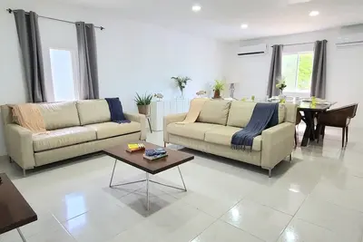 Image de Great location Vacation House at Palm beach w spacious 3 rooms 2 bath
