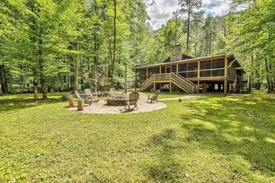 Image de Paint Creek Luxury Cabin