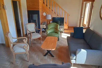 Image de Chalet entre les lacs d'Annecy et d'Aix les Bains, au pied du massif des Bauges