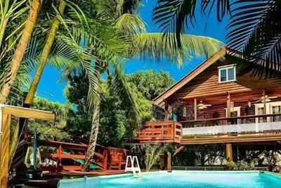 Image de CentralCity™ “Paradise” Private Mini Resort & Pool