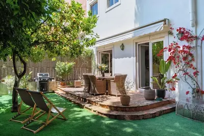 Image de Charmante maison bourgeoise avec jardin en plein cœur de Lisbonne - 8 couchages