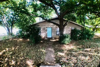 Image de Charming 2-bedroom house in wonderful Austin with laundry/ Wifi/ Ac