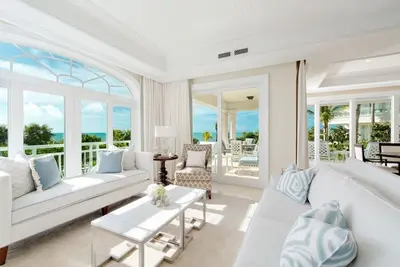 Image de Oceanfront Room w/ Living Area & Balcony | Resort w/ Multiple Pools