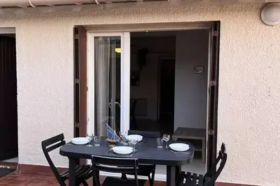 Image de Joli studio cabine en face de la Mer wifi et terrasse 4ajou148
