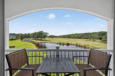 Image de Mn 4881-303 | The Golf Weekender's Dream