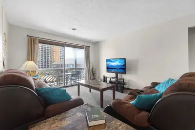 Image de Cozy Beach Condo | pools, close to dining & shops! | Swp I F217