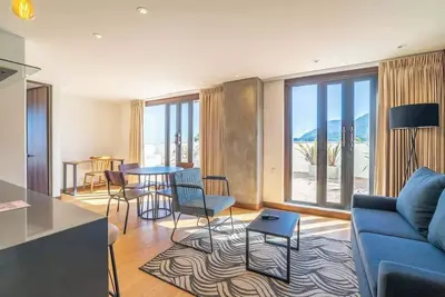Image de Nok Stylish 2 Masters w/Patio & View
