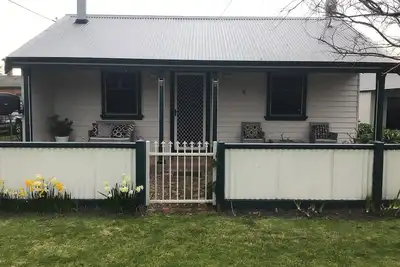 Image de Quite cosy Cottage close to Port. Pet friendly