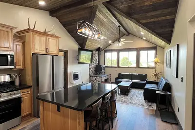 Image de Welcoming brand new 3-bedroom house in Alpine