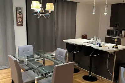 Image de Magnifique Condo, Air Ouvertes! Voiture Electrique Bienvenue! Pet Friendly!