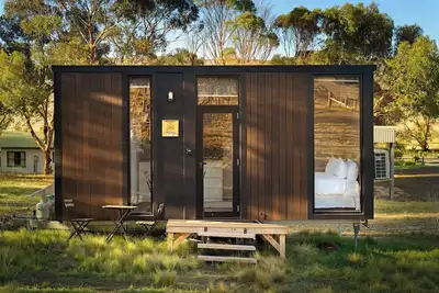 Image de Rowsley Valley Tiny House 2 by Tiny Away