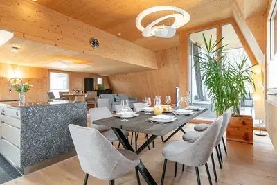 Image de Penthouse à proximité du centre et du ski-bus