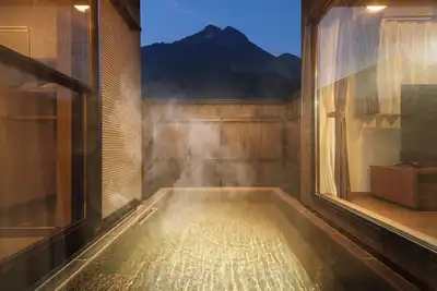 Image de UTSUNOMIYAPrivate house with modern Japanese House with Outdoor Hot spring / Yufu Ōita