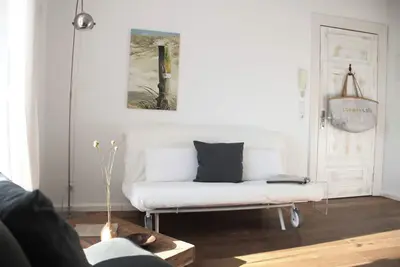 Image de Vacation apartment ideal for couples or small families - Schuppen Xvi