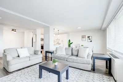 Image de Arlington 2br New Spacious Corporate Apartment