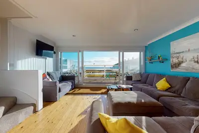 Image de Maison-Confort-Salle de bain privée séparée-Vue mer-87 Marineside