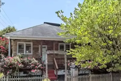 Image de Charming 3-bedroom house near Dca Airport, Mall & Metro near Washington, Dc!