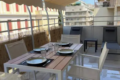 Image de Athenian Modern 2bd Apartment next to Metro Panepistimio