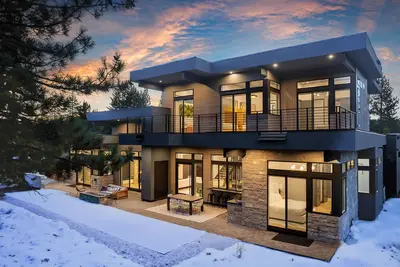Image de Truckee Woods / Mountain Views, Fire Pit & Fireplace