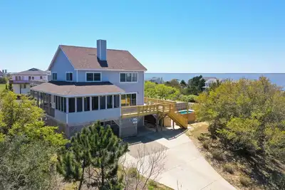 Image de Pet-friendly oceanside Duck home w/ pool, hot tub, sound and sunset views!