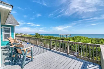 Image de Pet-friendly oceanfront Corolla home w/ pool, hot tub, & elevator!