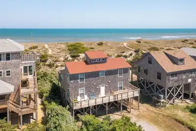 Image de Oceanfront home in Avon w/ hot tub